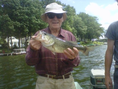 Photo of Bass Caught by Tippy  with Mister Twister 1